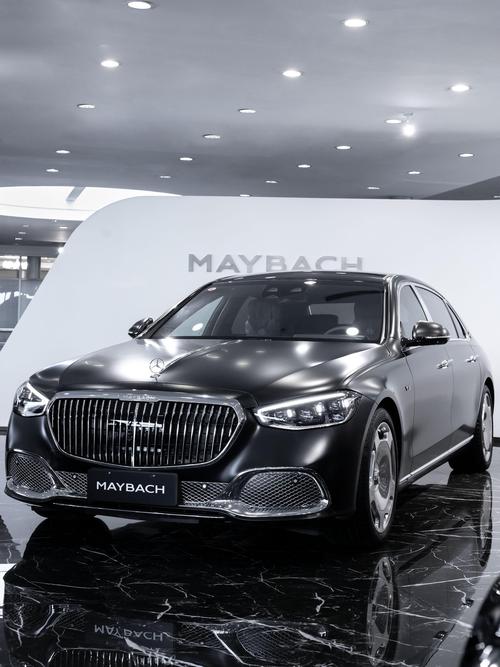 东莞21岚图汽车的售后服务让用户无忧出行，迈巴赫未来的豪华车趋势